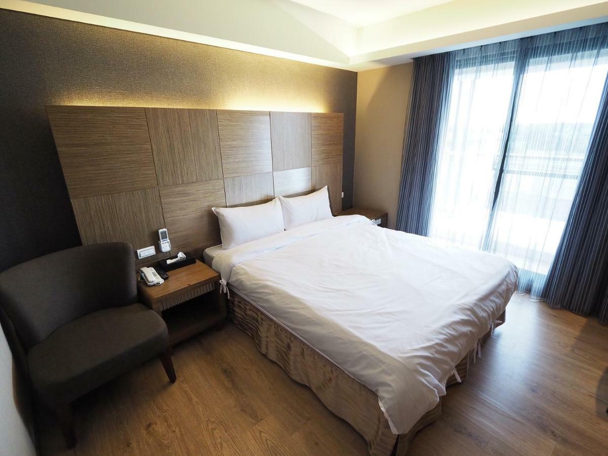 Kailan Hotel Toucheng Exterior photo