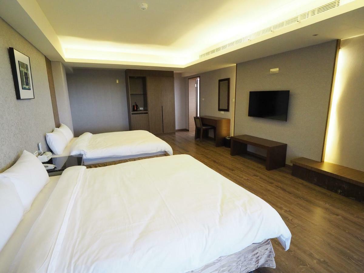 Kailan Hotel Toucheng Exterior photo