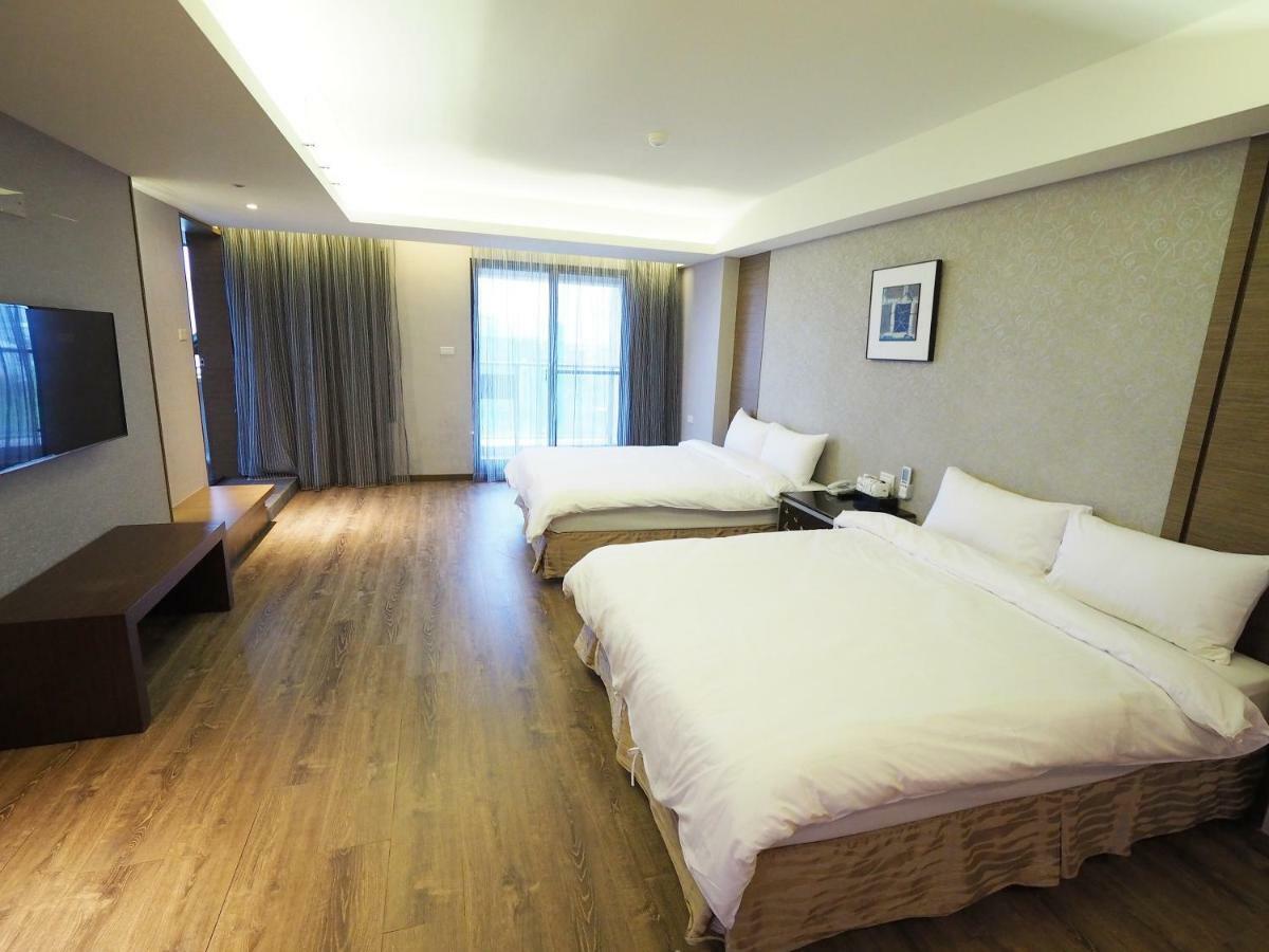 Kailan Hotel Toucheng Exterior photo