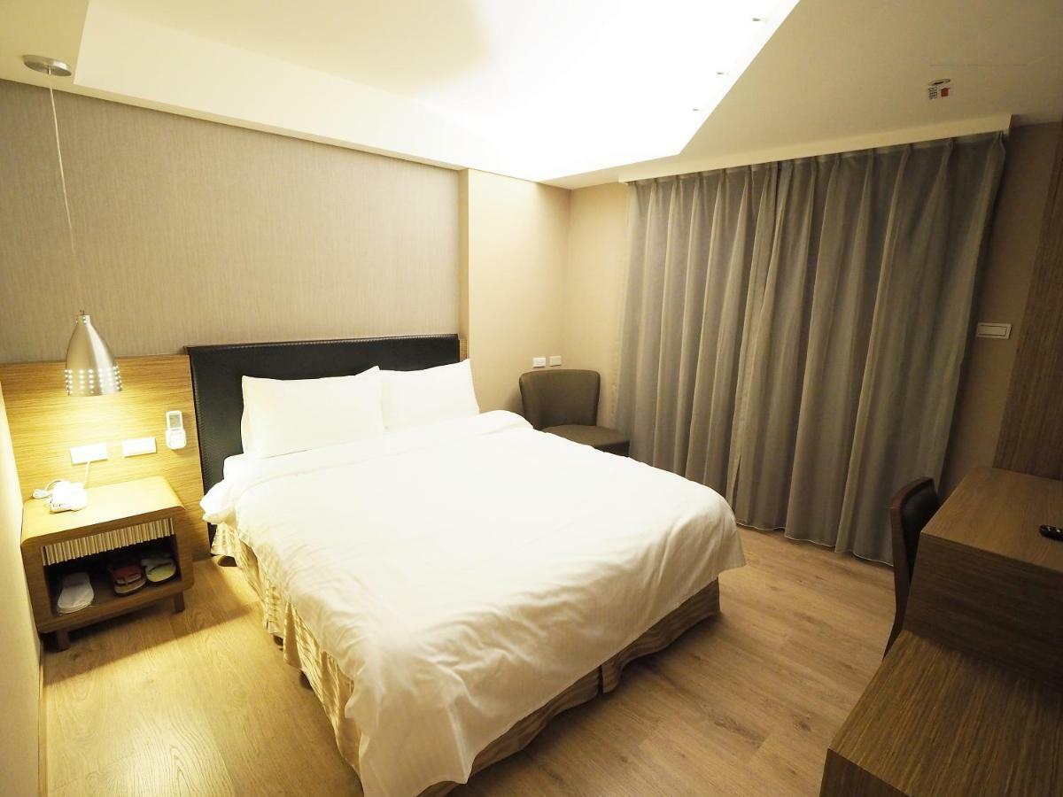 Kailan Hotel Toucheng Exterior photo