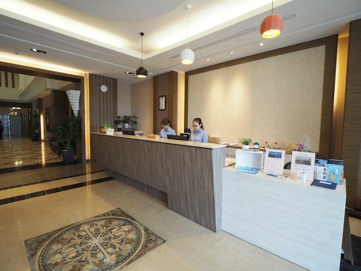 Kailan Hotel Toucheng Exterior photo